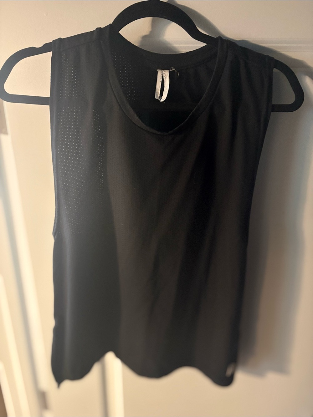 Vuori Black Active Tank with Perforated Detail